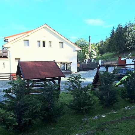 Holling Apartman Fertőboz Εξωτερικό φωτογραφία