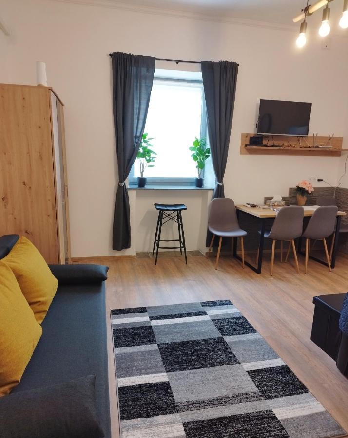 Holling Apartman Fertőboz Εξωτερικό φωτογραφία